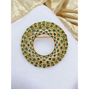 Elegant Open Circle Brooch Vtg Emerald Green Crystal May Birthstone Estate Pin